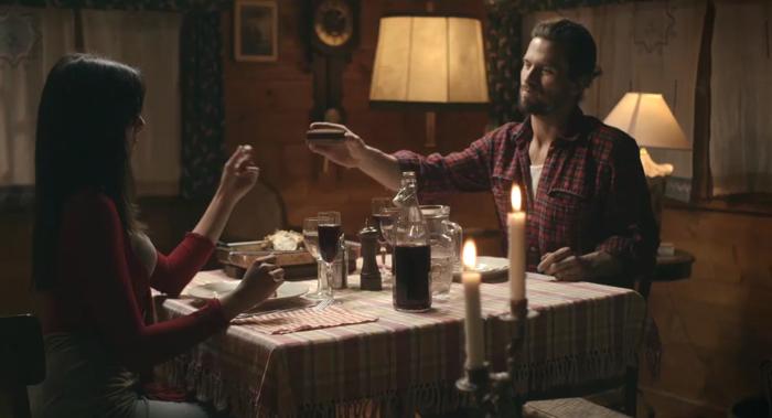 Gabriella Wright در صحنه فیلم سینمایی What lies within به همراه Bret Roberts